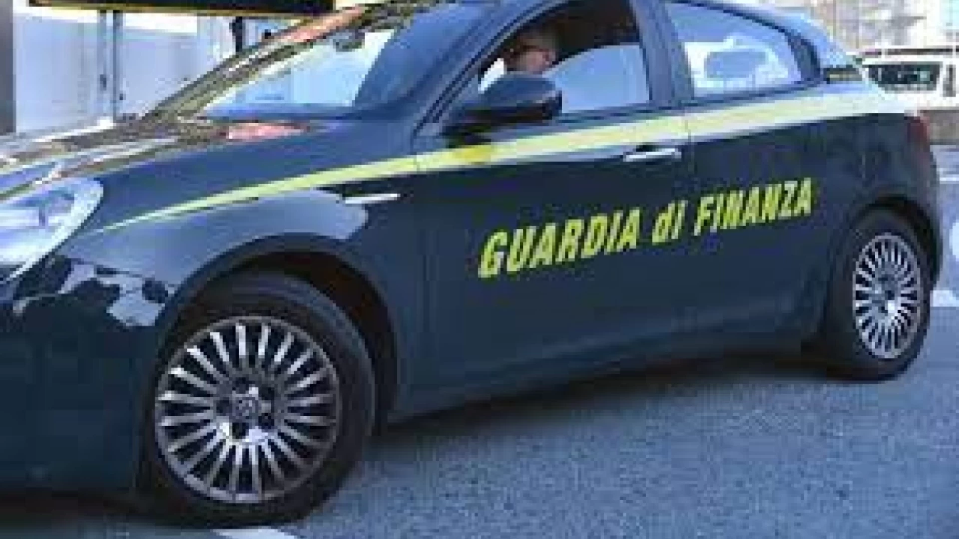 Larino: la Guardia di Finanza scopre e sequestra officina abusiva